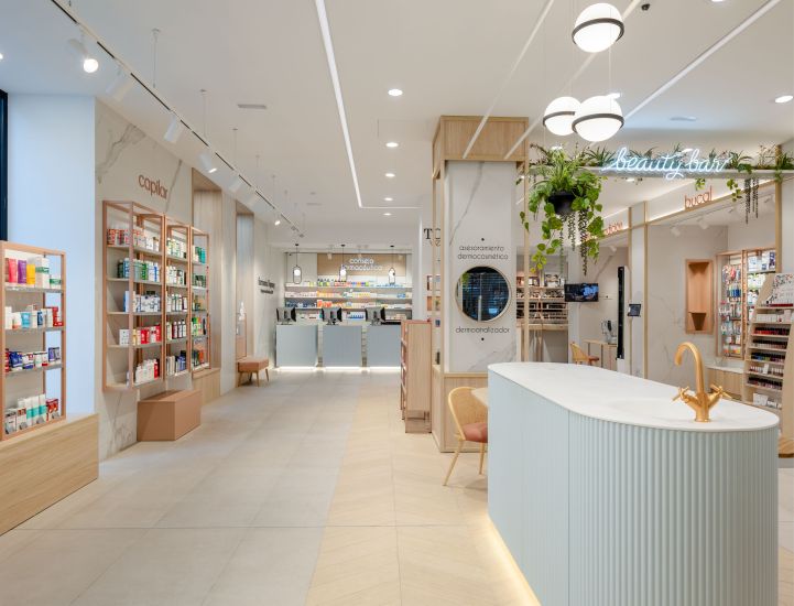 Farmacia Espuny Mª Pilar interior